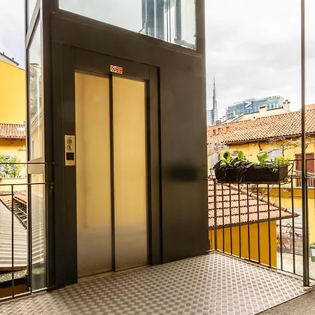 Elegant Brera Corso Apartman *